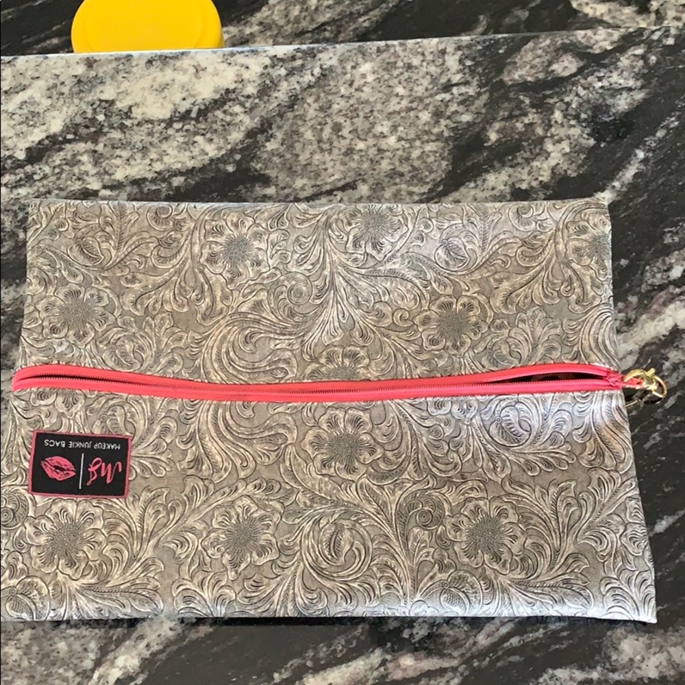 Makeup Junkie Bag